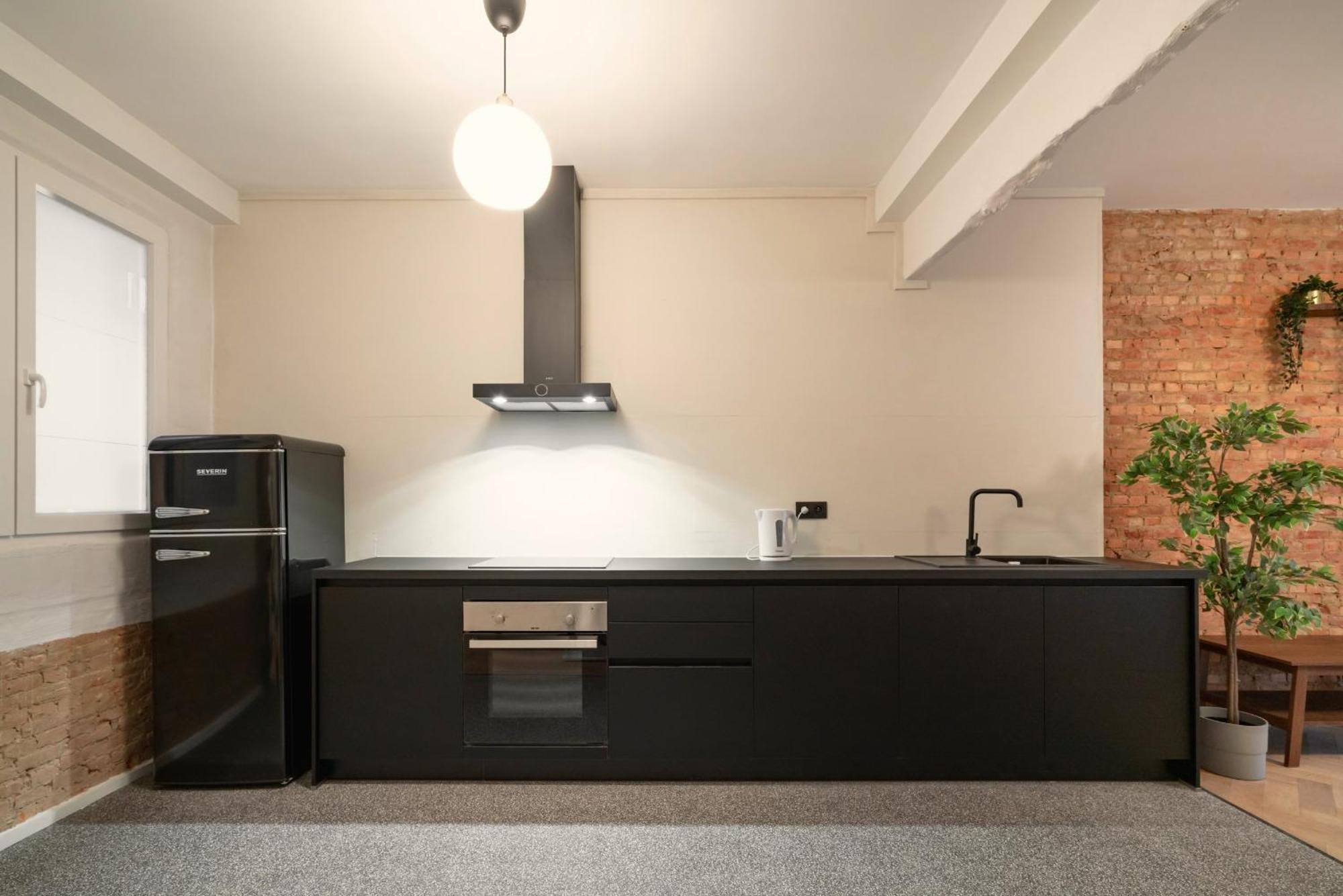 Two-Bedroom Apartments In The Heart Of แอนต์เวิร์ป ภายนอก รูปภาพ