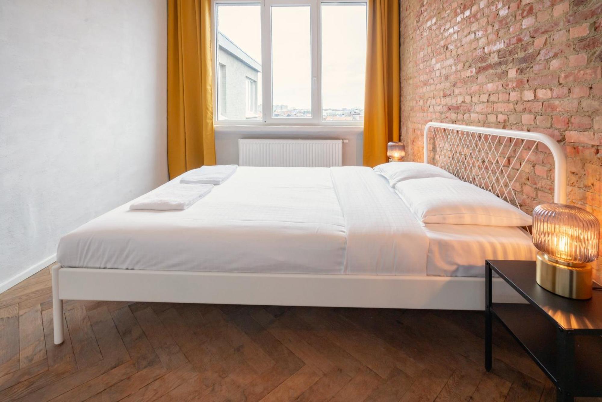 Two-Bedroom Apartments In The Heart Of แอนต์เวิร์ป ภายนอก รูปภาพ